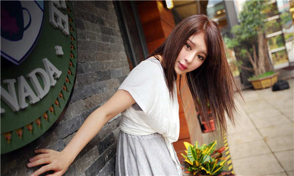 路北想找一个女性生孩子给报酬-｛找个女人生孩子多少钱｝